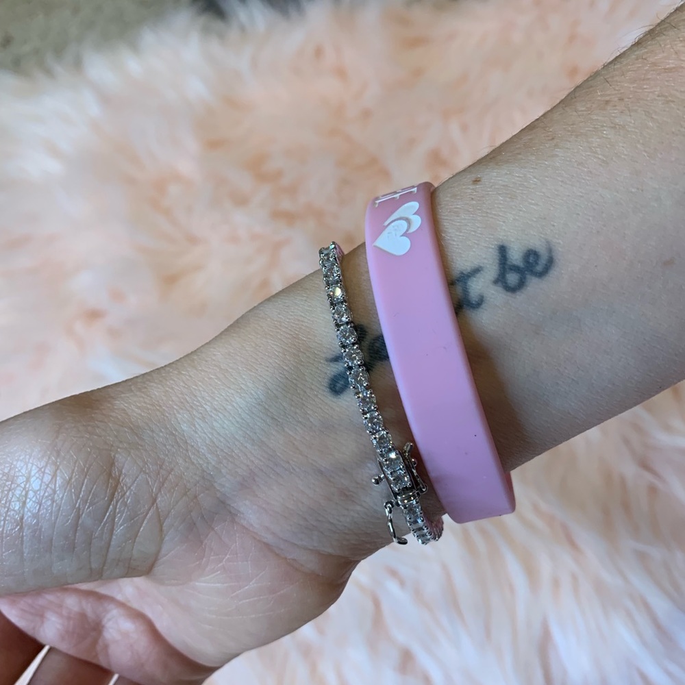Posh babe silicone bracelet - Picture 4 of 5